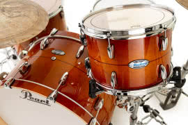 Pearl Masters Maple Complete Almond Red Stripe