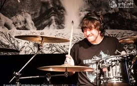 Mike Malyan (Monuments)